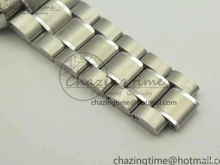 0317 TechFriendly SpeedMaster MoonWatch SS OMF 1:1 Best Edition Black Red Dial On SS Bracelet A9300 V 8092